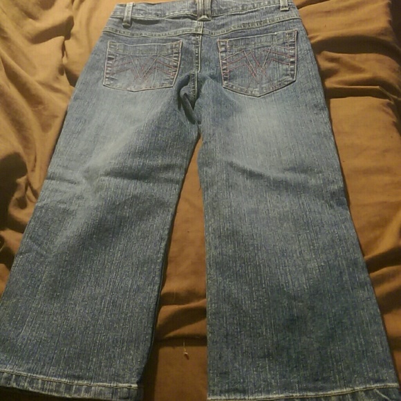 Girl Capri - Picture 3 of 4